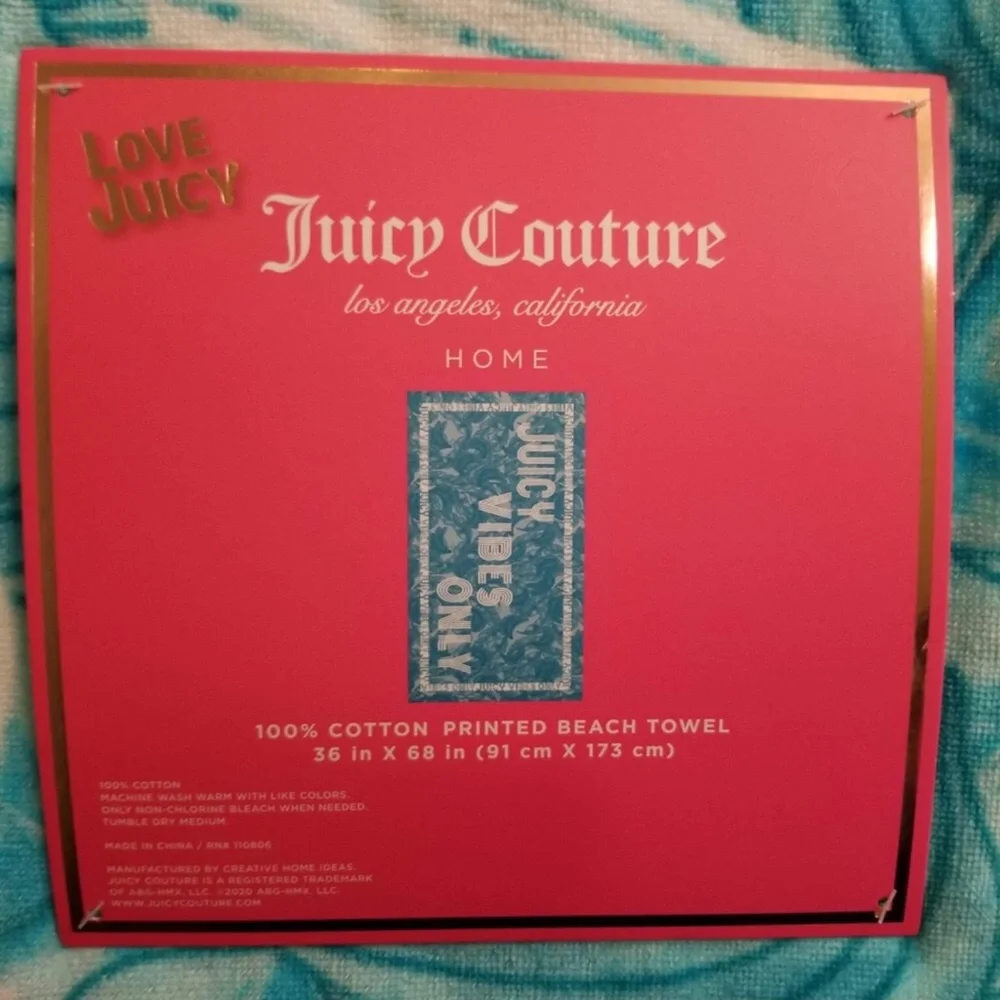 Juicy Couture Juicy Vibes Beach Towel NWT